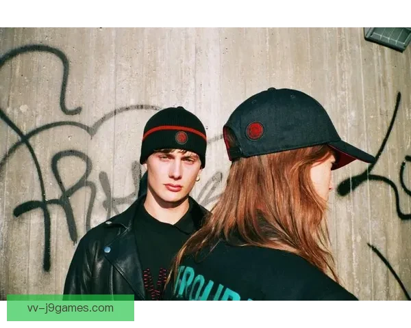 AC米兰宣布与全球顶级时装品牌签署场外正装赞助协议